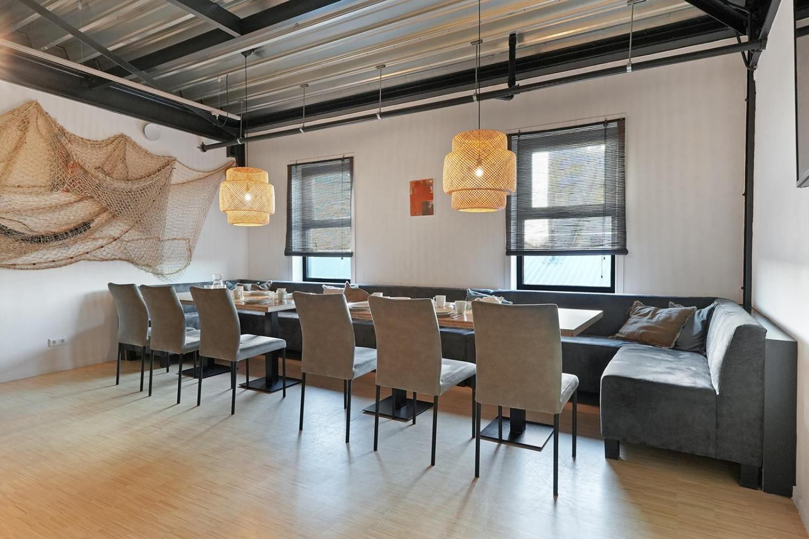 Dock Hotel 斯泰伦丹 外观 照片