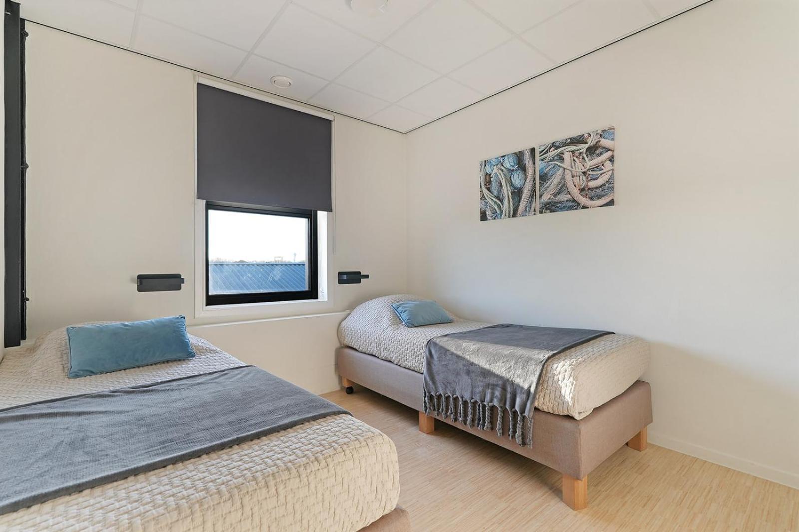 Dock Hotel 斯泰伦丹 外观 照片
